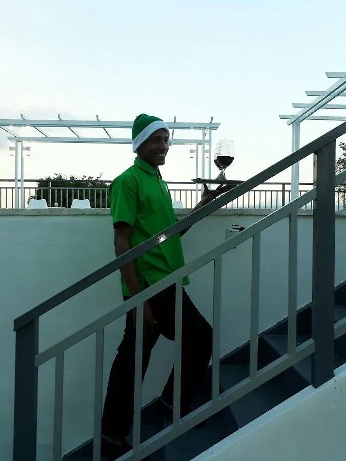 Green Palace Hotel Moca