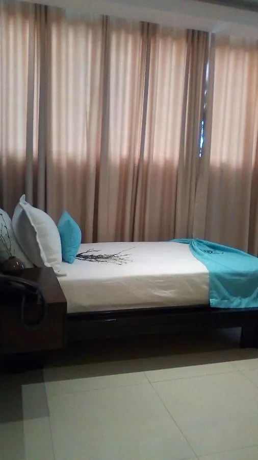 Green Palace Hotel Moca