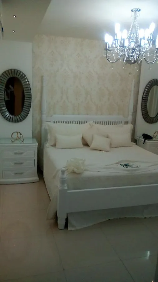 Green Palace Hotel Moca