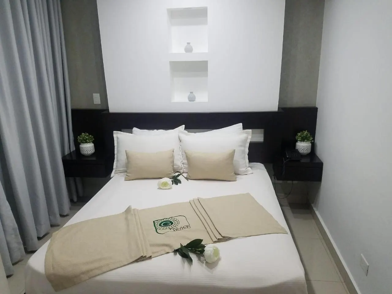 Green Palace Hotel Moca